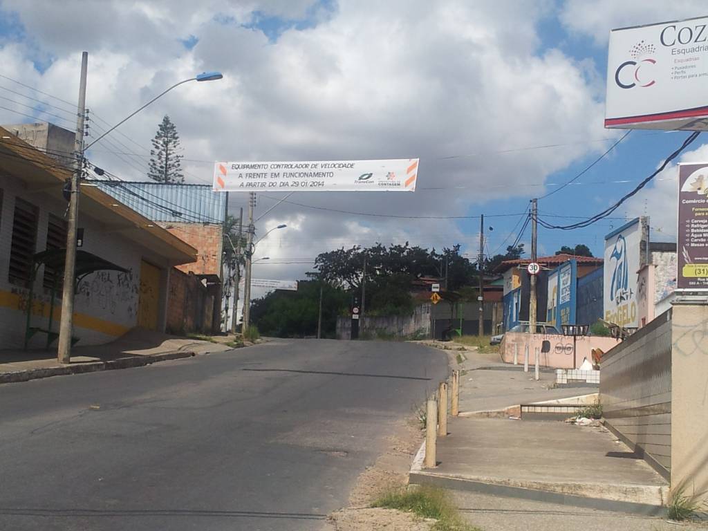 REDUTOR DE VELOCIDADE NO BAIRRO LINDA VISTA