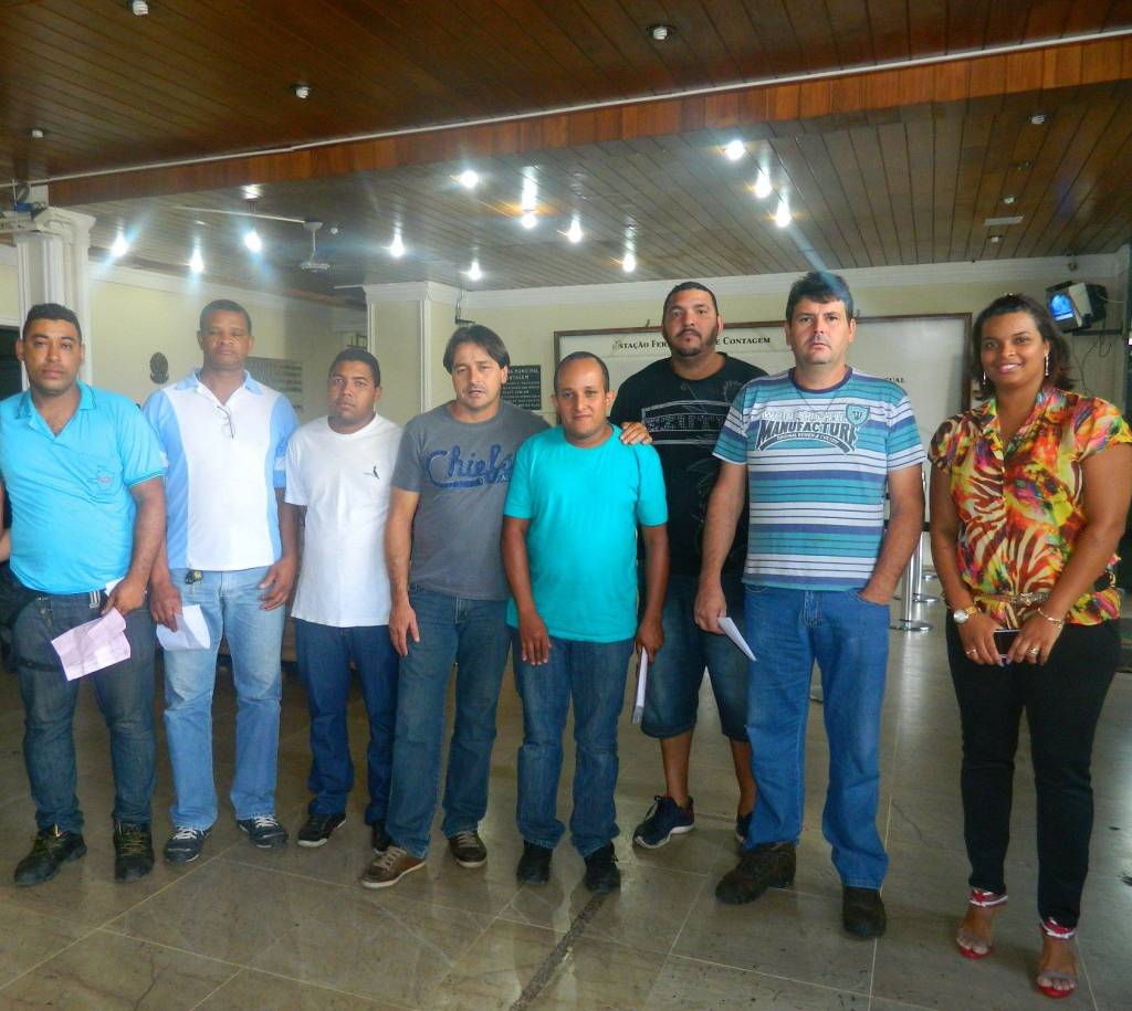 PROPRIETÁRIOS DE TRAILERS DE LANCHES E AMBULANTES PEDEM REGULARIZAÇÃO DO COMÉRCIO EM CONTAGEM