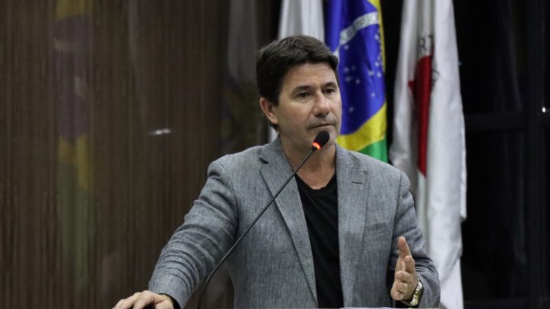 Alex Chiodi propõe atendimento psicológico para gestantes e alunos da rede municipal de ensino