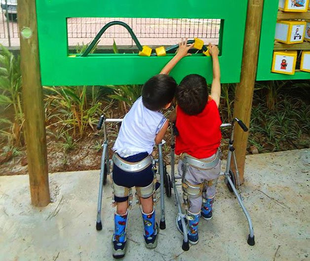 Alex Chiodi propõe brinquedos para crianças deficientes em parques e praças de Contagem Alex Chiodi propõe brinquedos para crianças deficientes em parques e praças de Contagem
